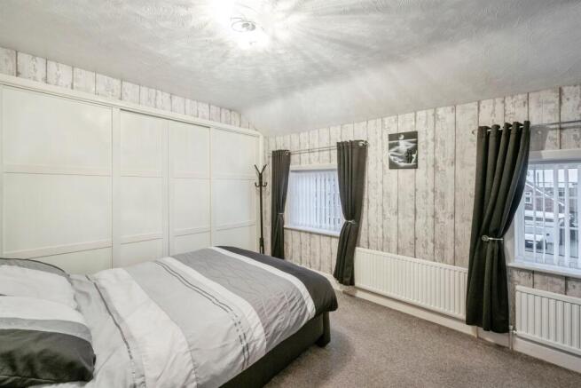 2 bed Semi-Detached for sale Image 8