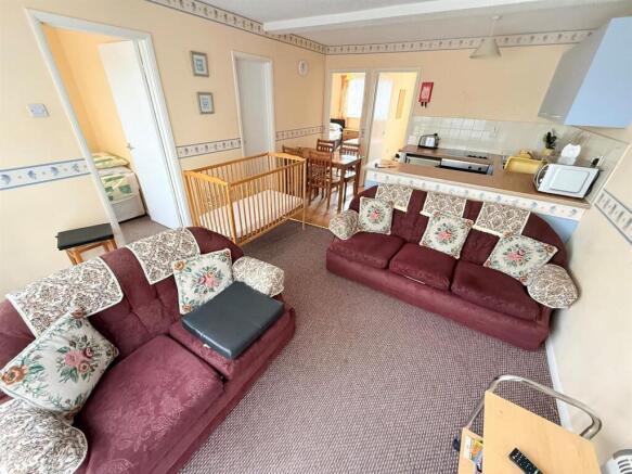 Kitchen/Living Room