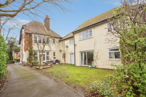 Park Avenue, Watford