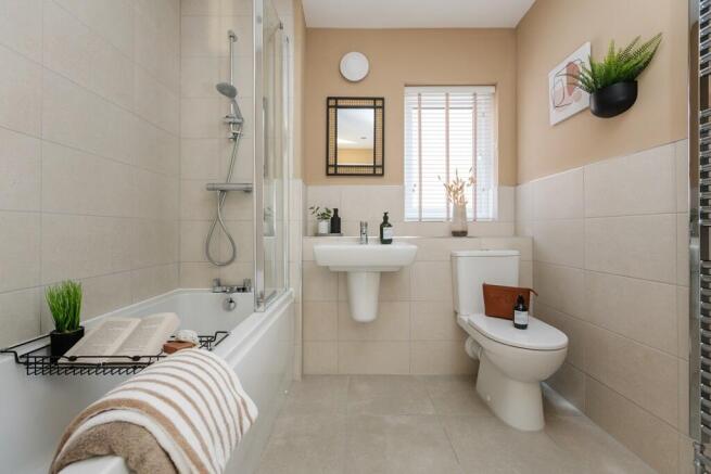 4 bed Detached for sale Image 11