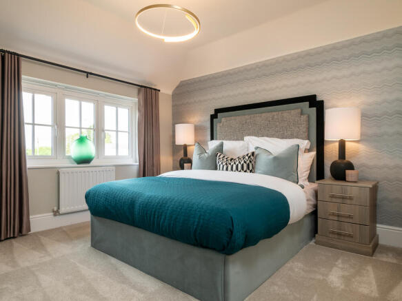4 bed Detached for sale Image 8
