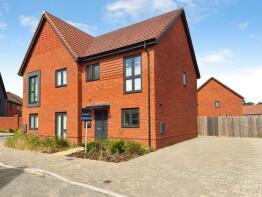 24, Paddock Way, Crowthorne RG45 6UG