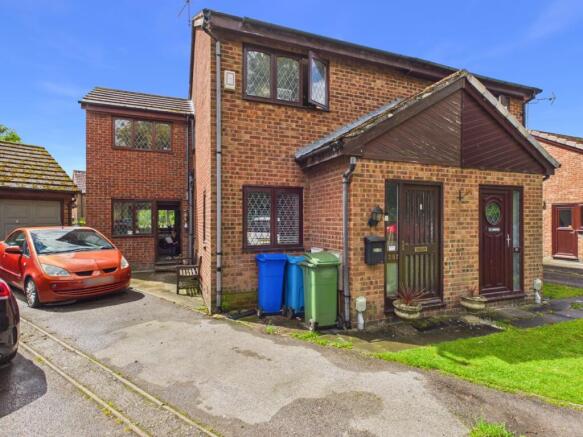 3 bed Semi-Detached for sale Image 12