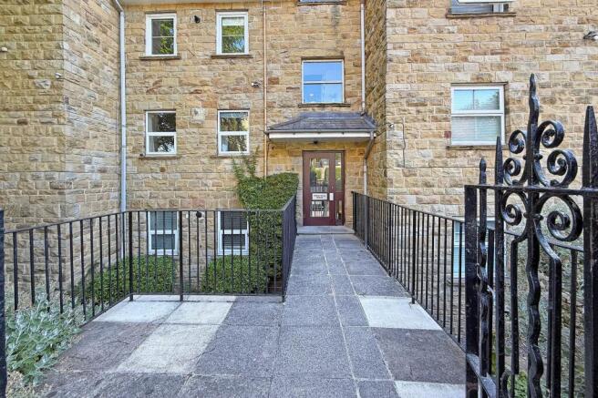 1 bed Flat for sale Image 8