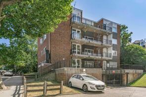 3, 97 Rowland Court, Addiscombe Road, Croydon CR0 6SH