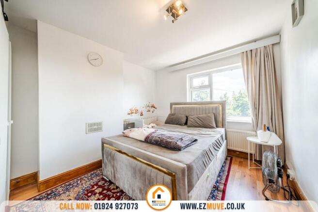3 bed Terraced for sale Image 8