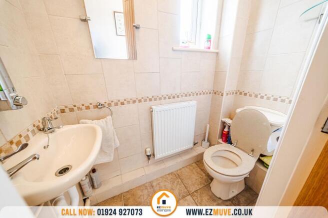3 bed Semi-Detached for sale Image 9