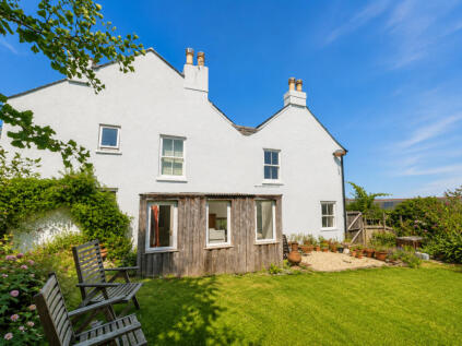 Moat Hill, Totnes, TQ9