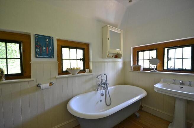 bath/shower room