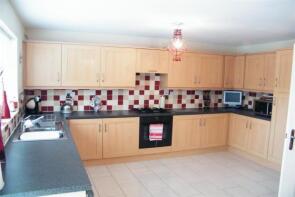 32, Lakeside Gardens, Washington NE38 8NB