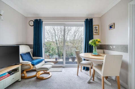 Southfield Avenue, Preston, Paignton, Devon