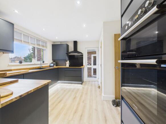 Kitchen (Alternative Angle)