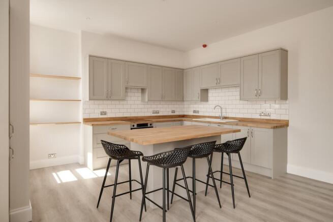 Kitchen ()