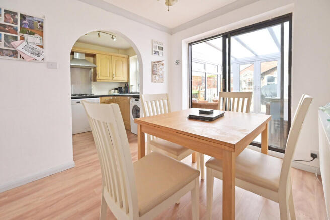 Falcon Road, Meir Park, Stoke-on-trent photo 4