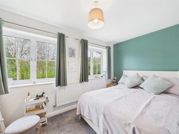 2 bed Terraced for sale Image 5