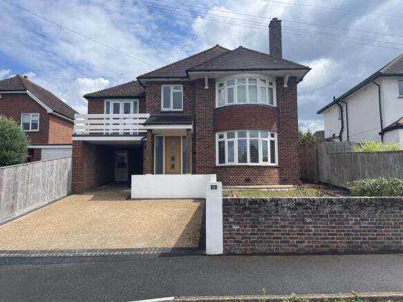 12 Roundhill Close, Exeter - Main