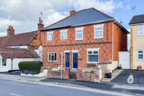 1, Ferndale Cottages, Basingstoke Road, Reading RG7 1AU