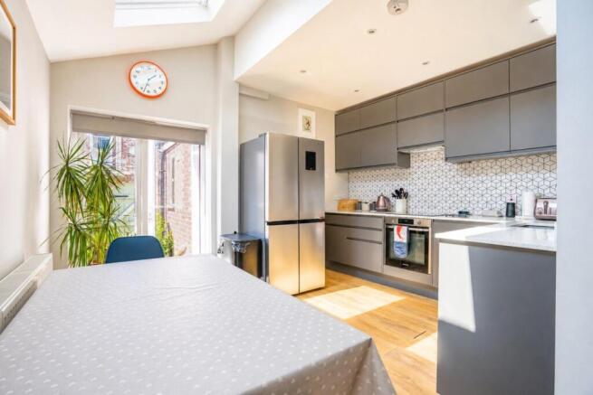 3 bed End of Terrace for sale Image 8