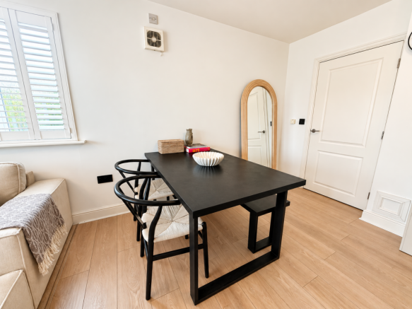 Fern Court, Lodge Lane, Romford, Havering photo 4