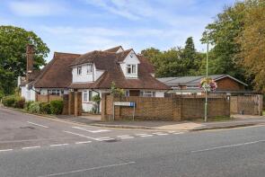 4, High Road, Dartford DA2 7EG