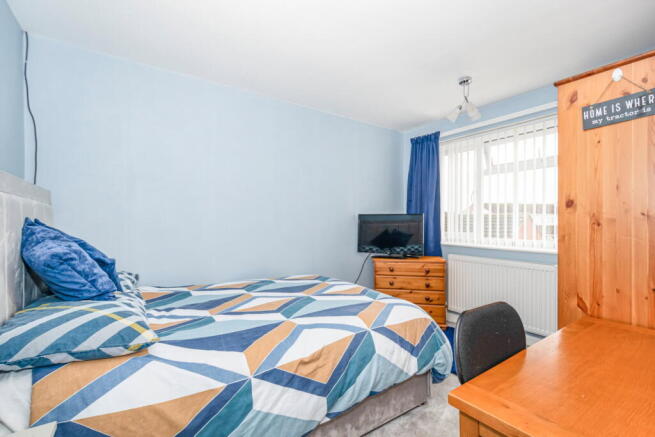 3 bed Semi-Detached for sale Image 12