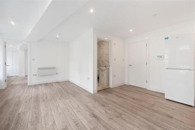 RCRR- flat 1, 22 commercial way- reception 4 (1).