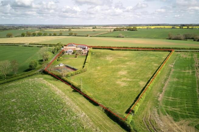7-Brook Lodge Clopto