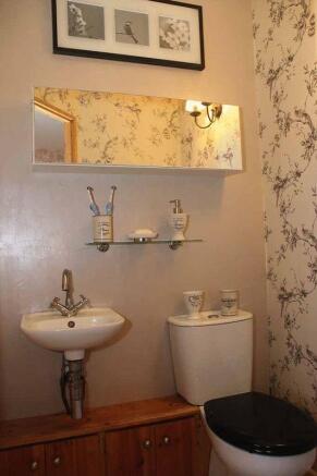 En-Suite Cloak...