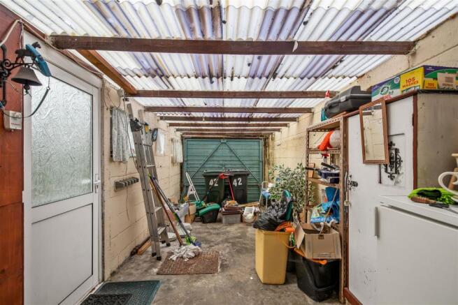 Garage.jpg
