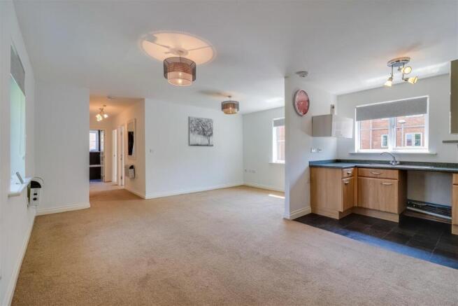 LIVING KITCHEN
