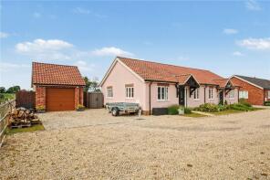 24, Nursery Place, Woodton NR35 2QD