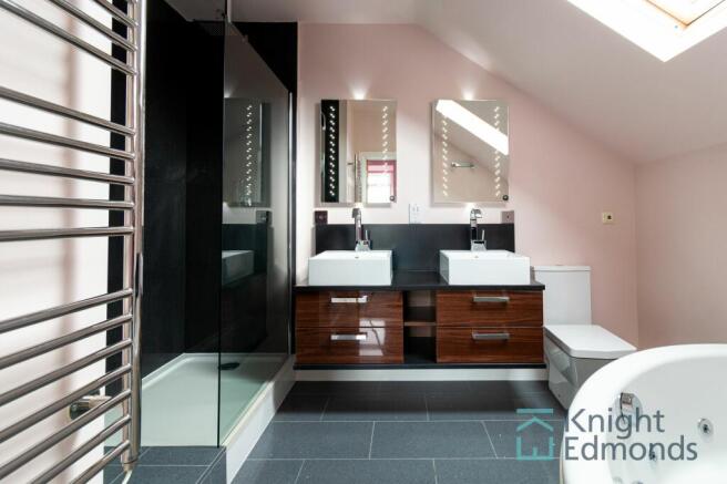 Bedroom 1 Ensuite