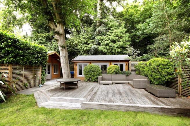 Detached Lodge
