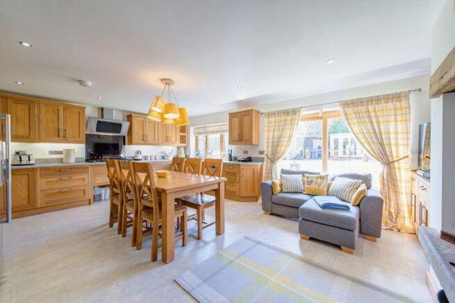 Dining Kitchen
