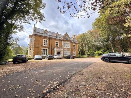 Hall Drive, Burton Lazars