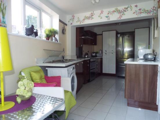 Kitchen/Breakfast Rm