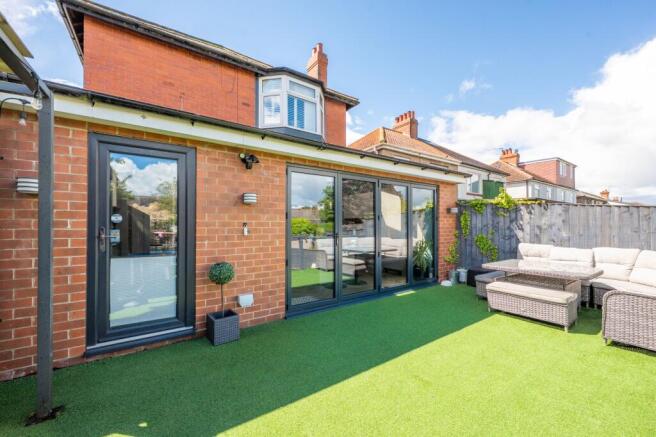 4 bed Detached for sale Image 12