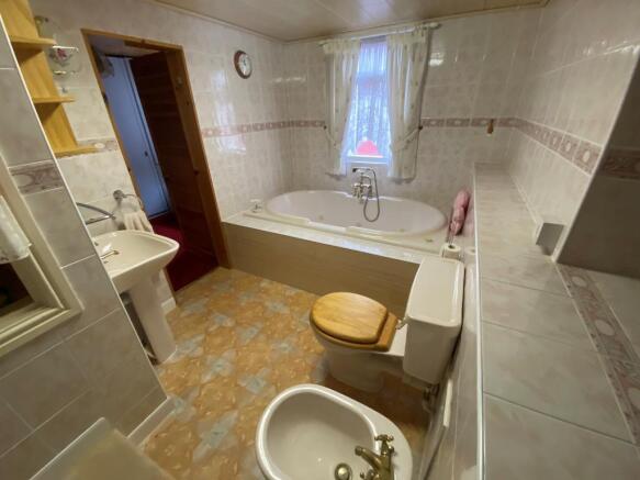 First Floor Bathroom Room Four