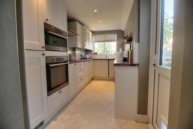 46 meadow kitchen