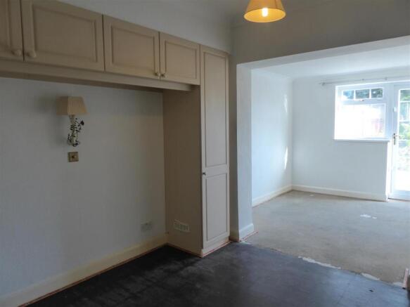 BEDROOM 1 (REAR)