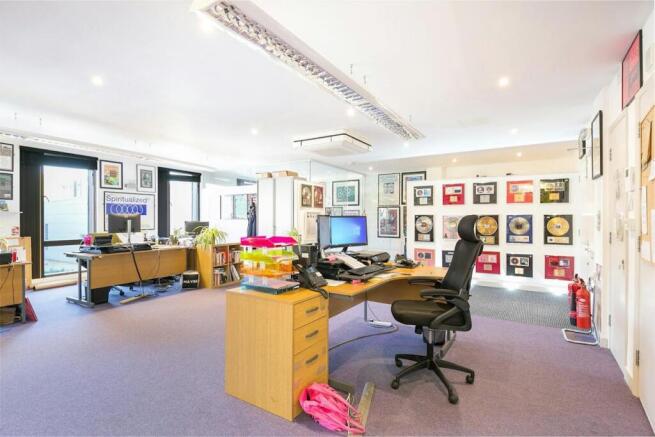 1e3760406dabe930754b2e4bf5d413d0thetimberyarduni