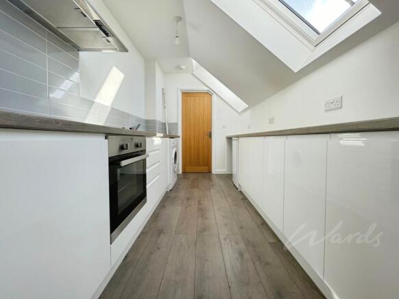 823f2fa8-Kitchen