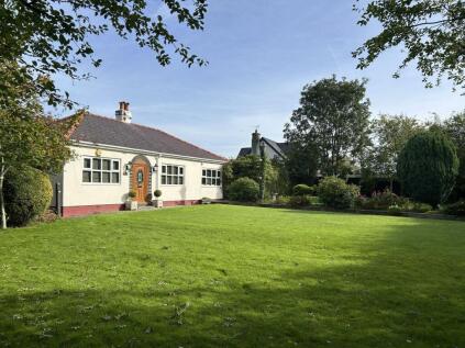 Smithy Brow, Croft, WA3