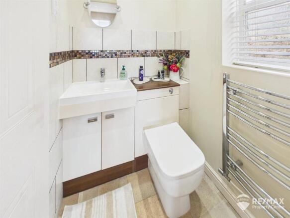 en-suite (2).jpg