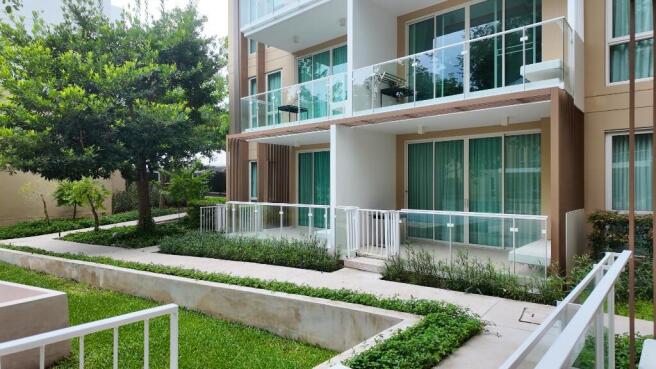 Garden Walkway
