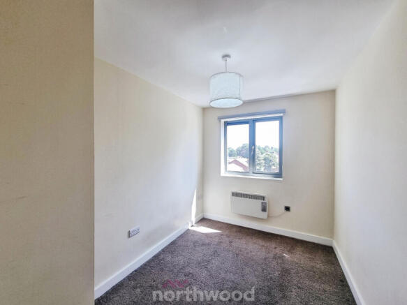 2 bed Flat to rent Image 8