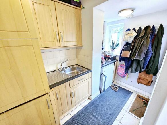 3 bed Detached for sale Image 7