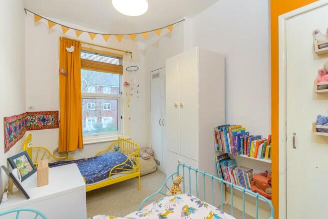 ECARRETKRAPEVORG33 - Bedroom C.jpg