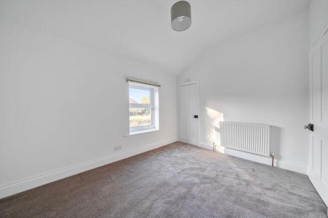 3 bed Terraced for sale Image 4