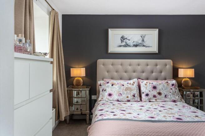 3 bed Semi-Detached for sale Image 10
